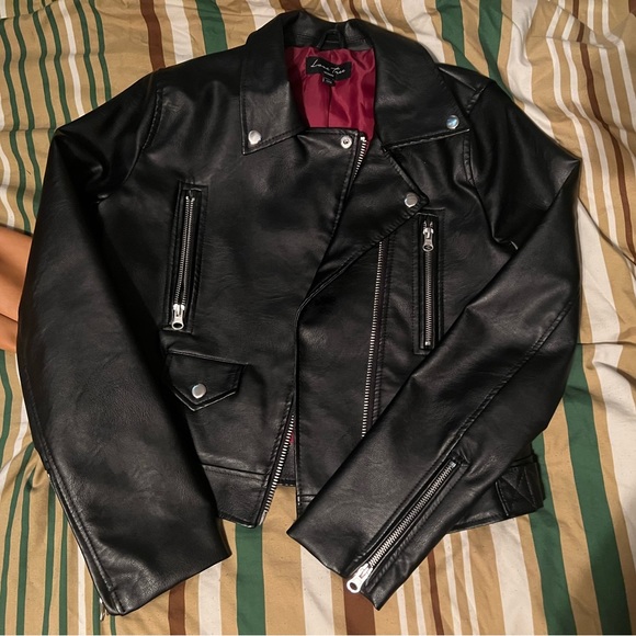 Jacket - Picture 1 of 2